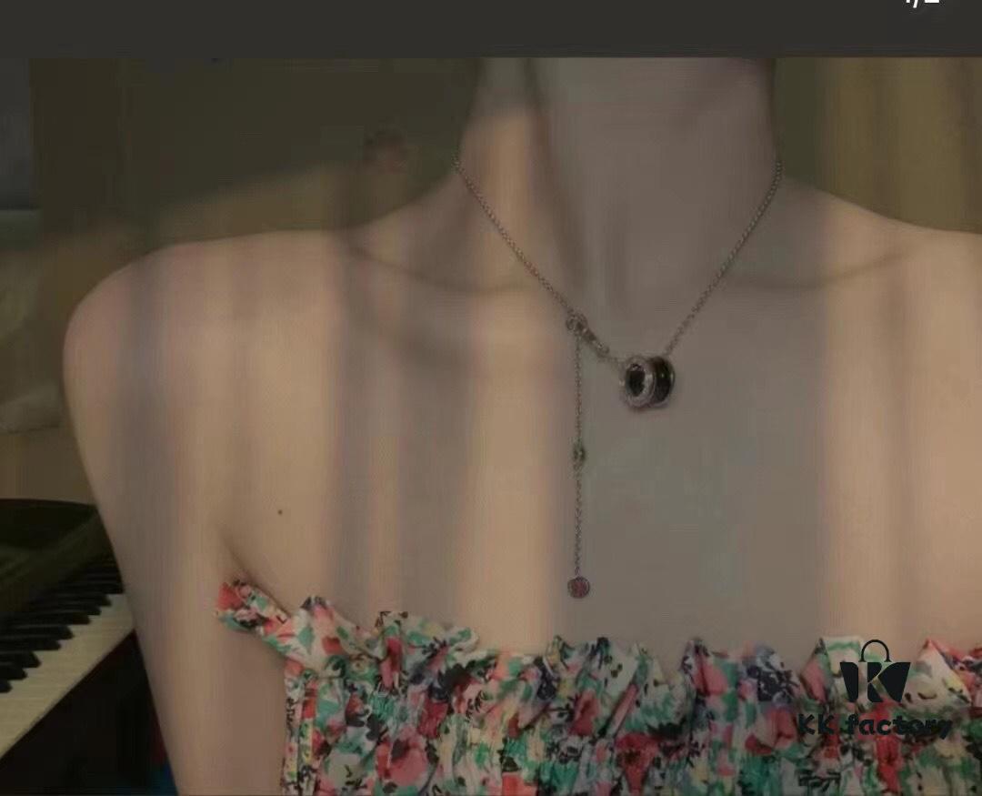 BV's Classic King! Masculine Look for Men, Cool Style for Women! The Most Beautiful and Worthwhile Piece from BV!