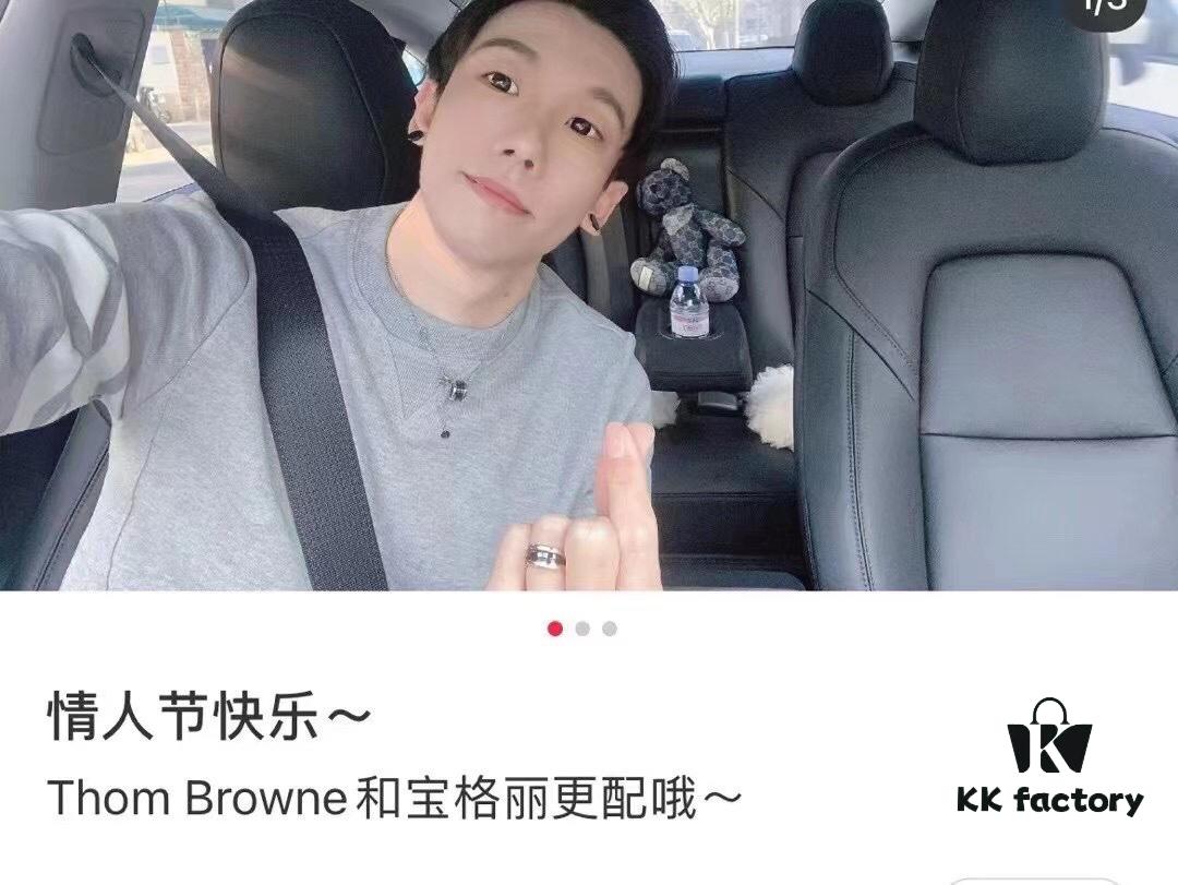 BV's Classic King! Masculine Look for Men, Cool Style for Women! The Most Beautiful and Worthwhile Piece from BV!