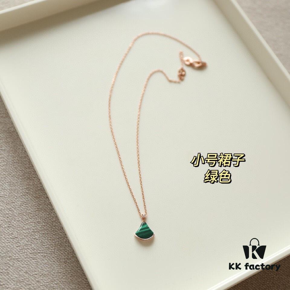 Necklace, Small Dress Necklace