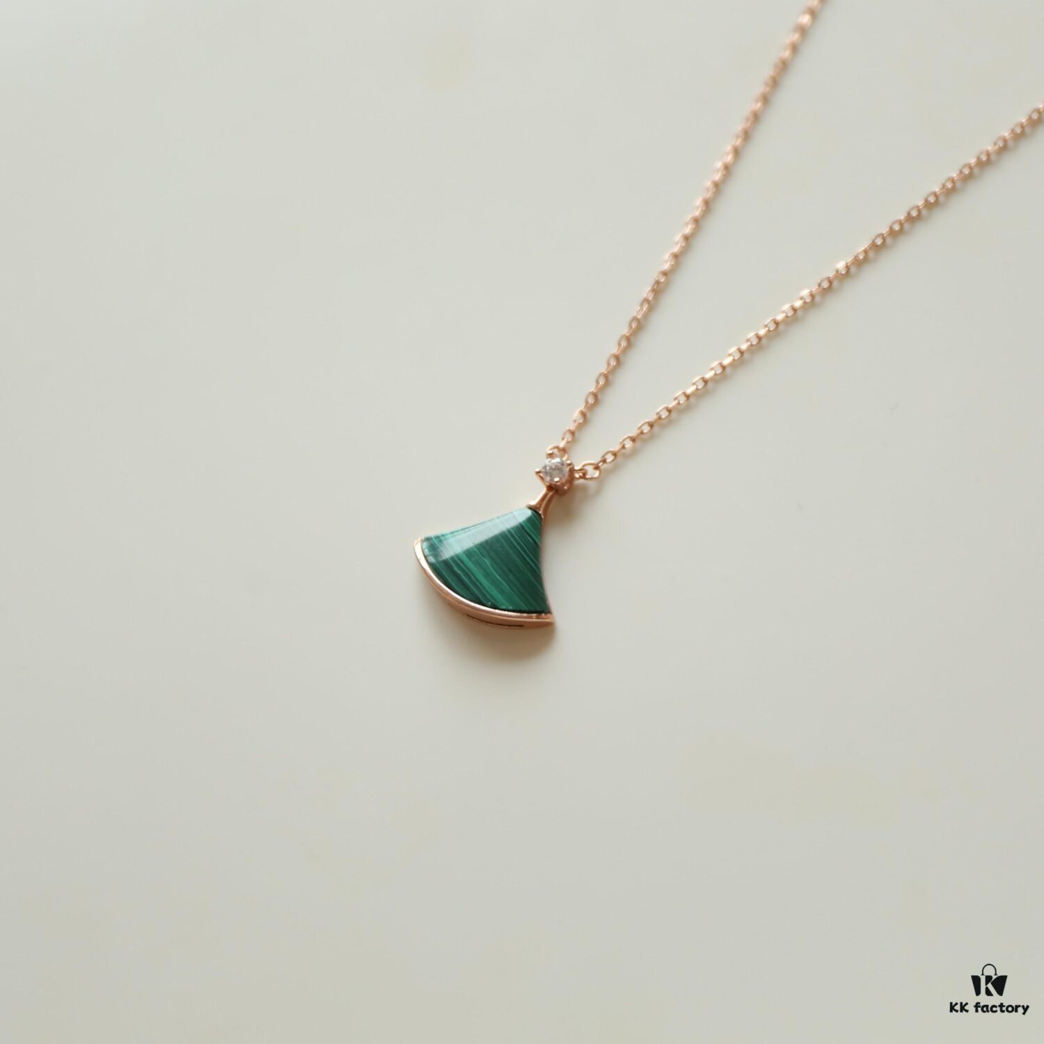 Necklace, Large Dress Pendant Necklace