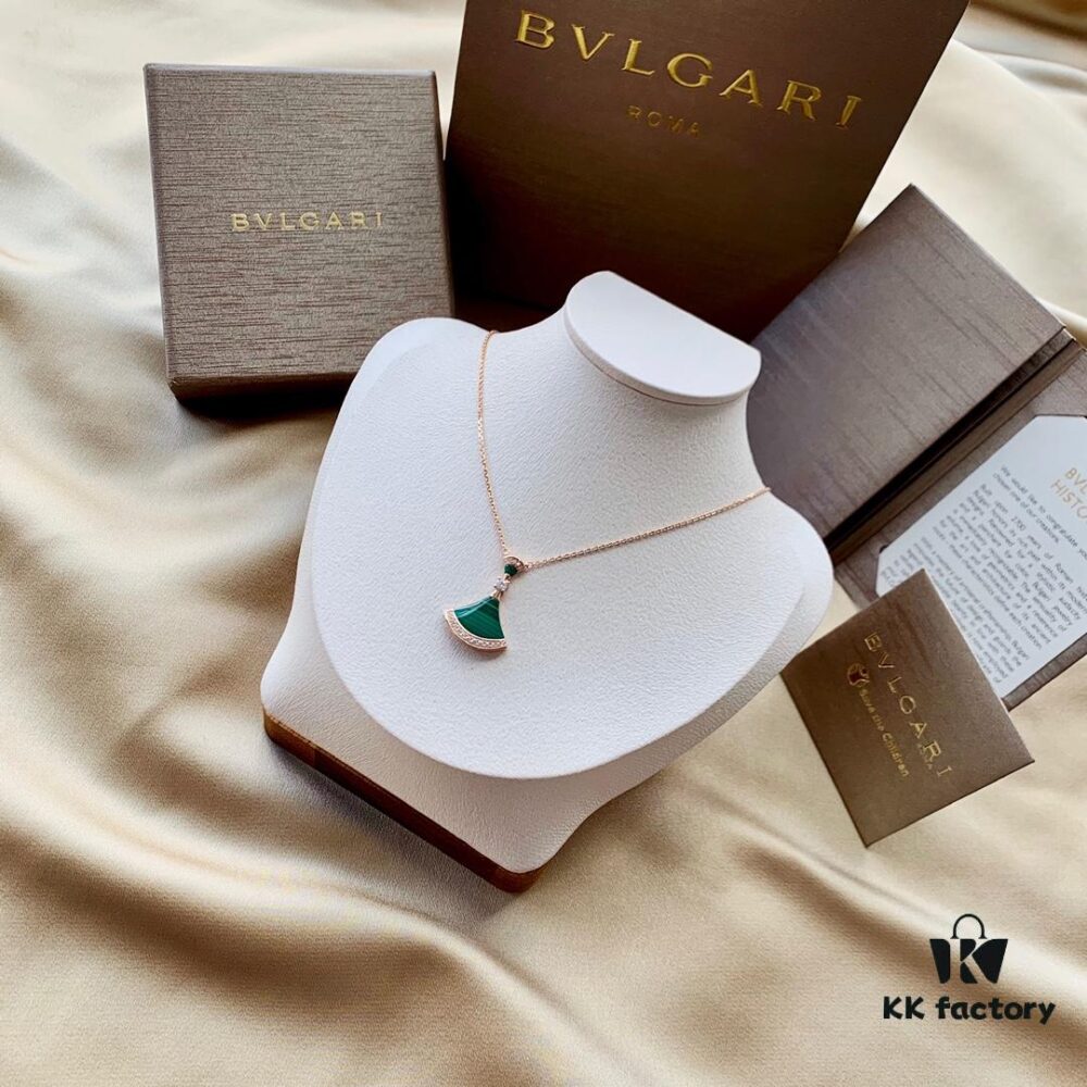 BVLGARI Bvlgari Series Rose Gold Round Stud Earrings and Natural Malachite Fan Pendant Necklace