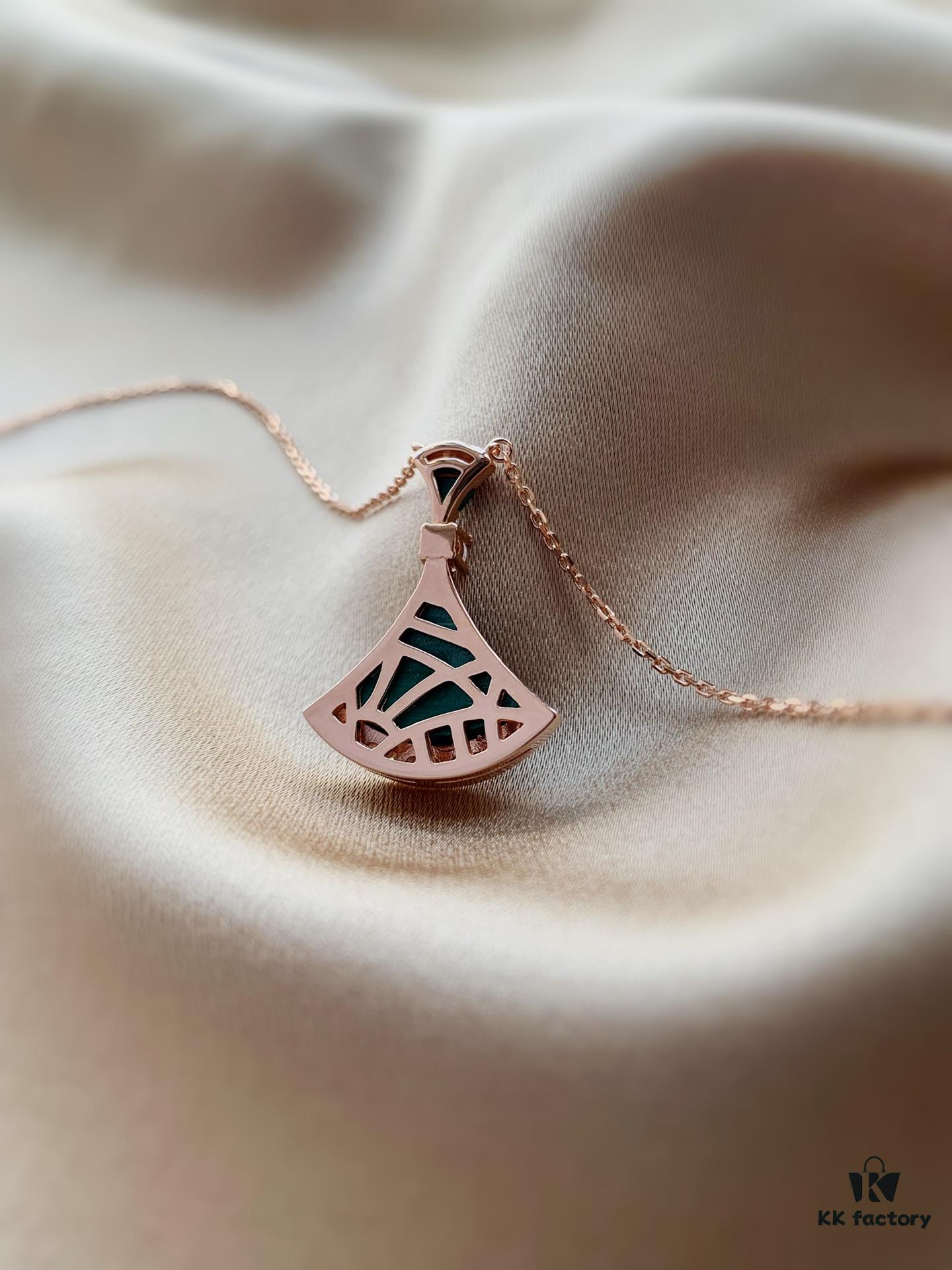 BVLGARI Bvlgari Series Rose Gold Round Stud Earrings and Natural Malachite Fan Pendant Necklace