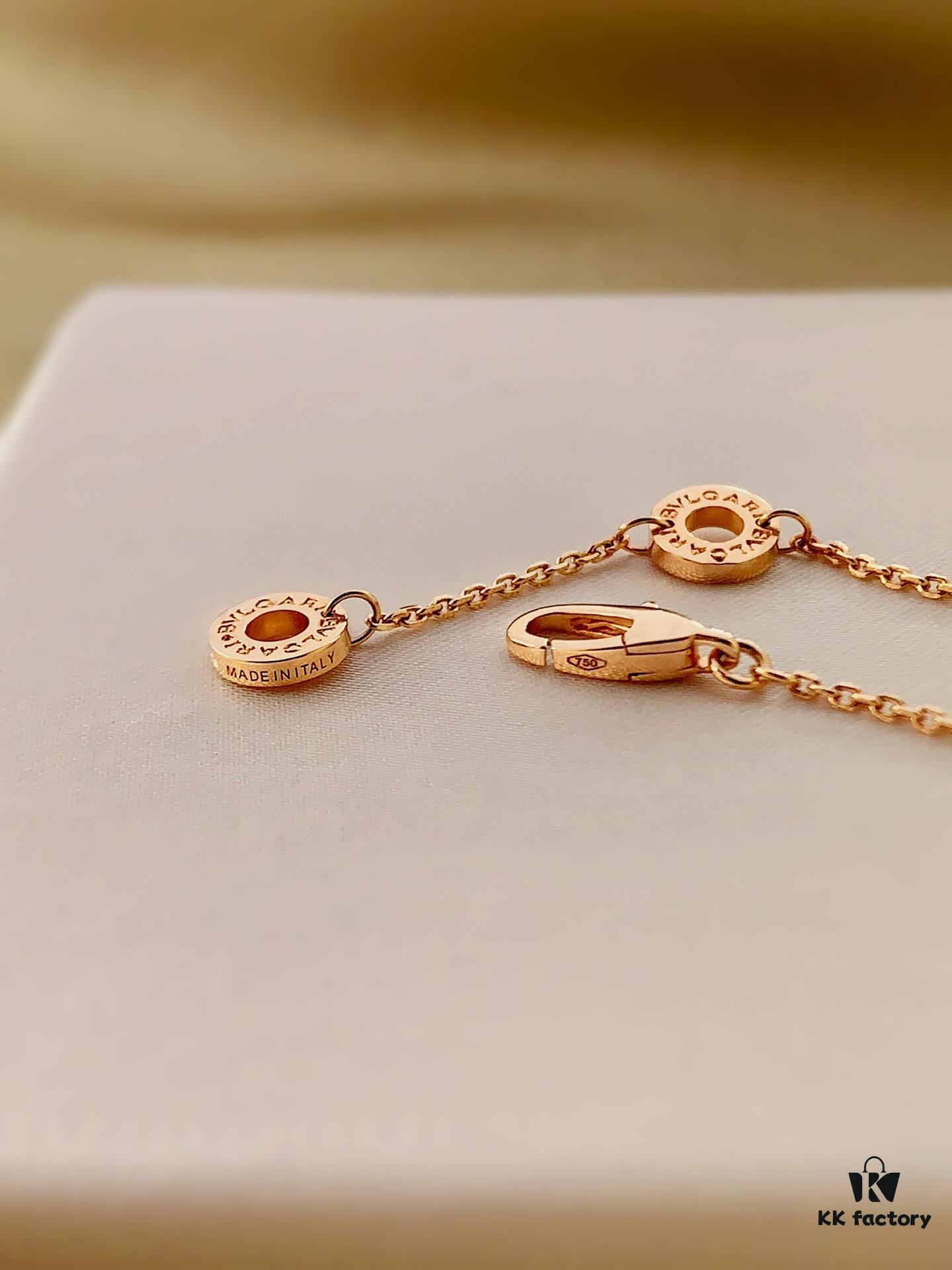 S925 Silver Plated with 18K Gold Bvlgari Divas' Dream Series Natural Red Agate Fan Pendant Necklace