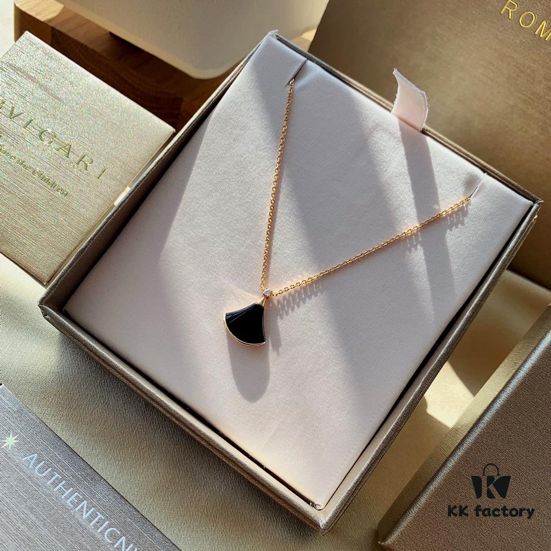 S925 Silver Plated with K Gold Bulgari Divas Dream Series Mother-of-Pearl Fan Pendant Necklace