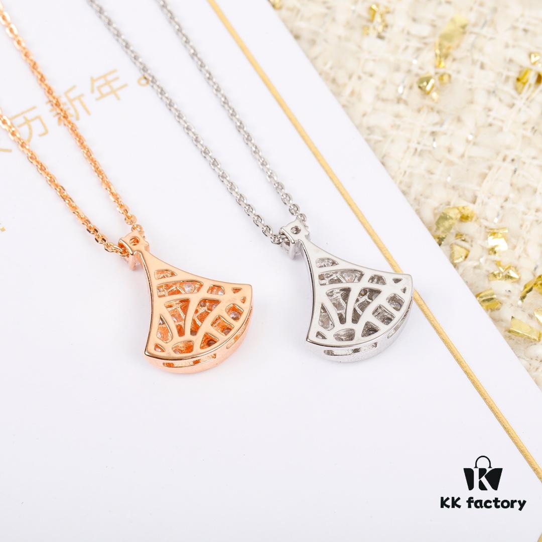 Silver Material 204318 | Xiaoskirt Necklace Z+ | Authentic Bulgari Diva Diamond-Paved Fan Necklace Replica