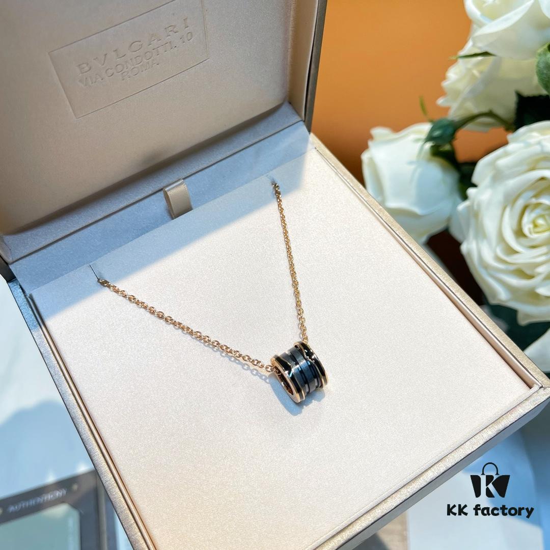 New Arrival Bestseller! BVLGARI Bulgari New Ribbed Black Ceramic Necklace