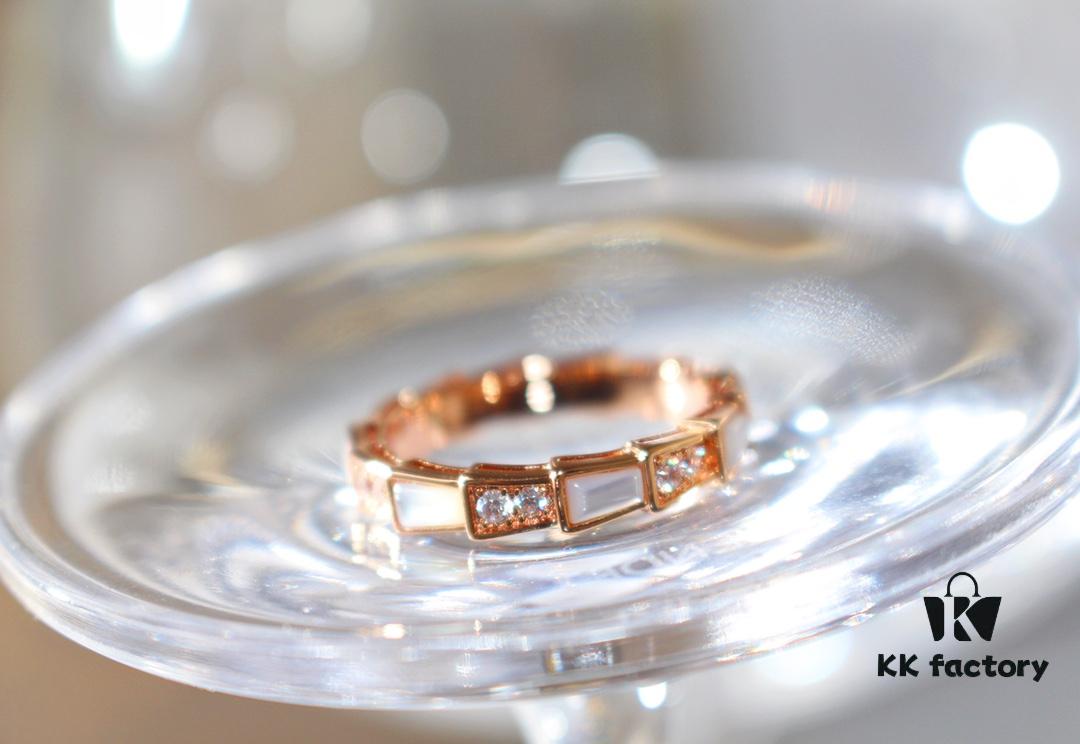 Bvlgari Serpenti Ring with White Mother-of-Pearl and Diamonds