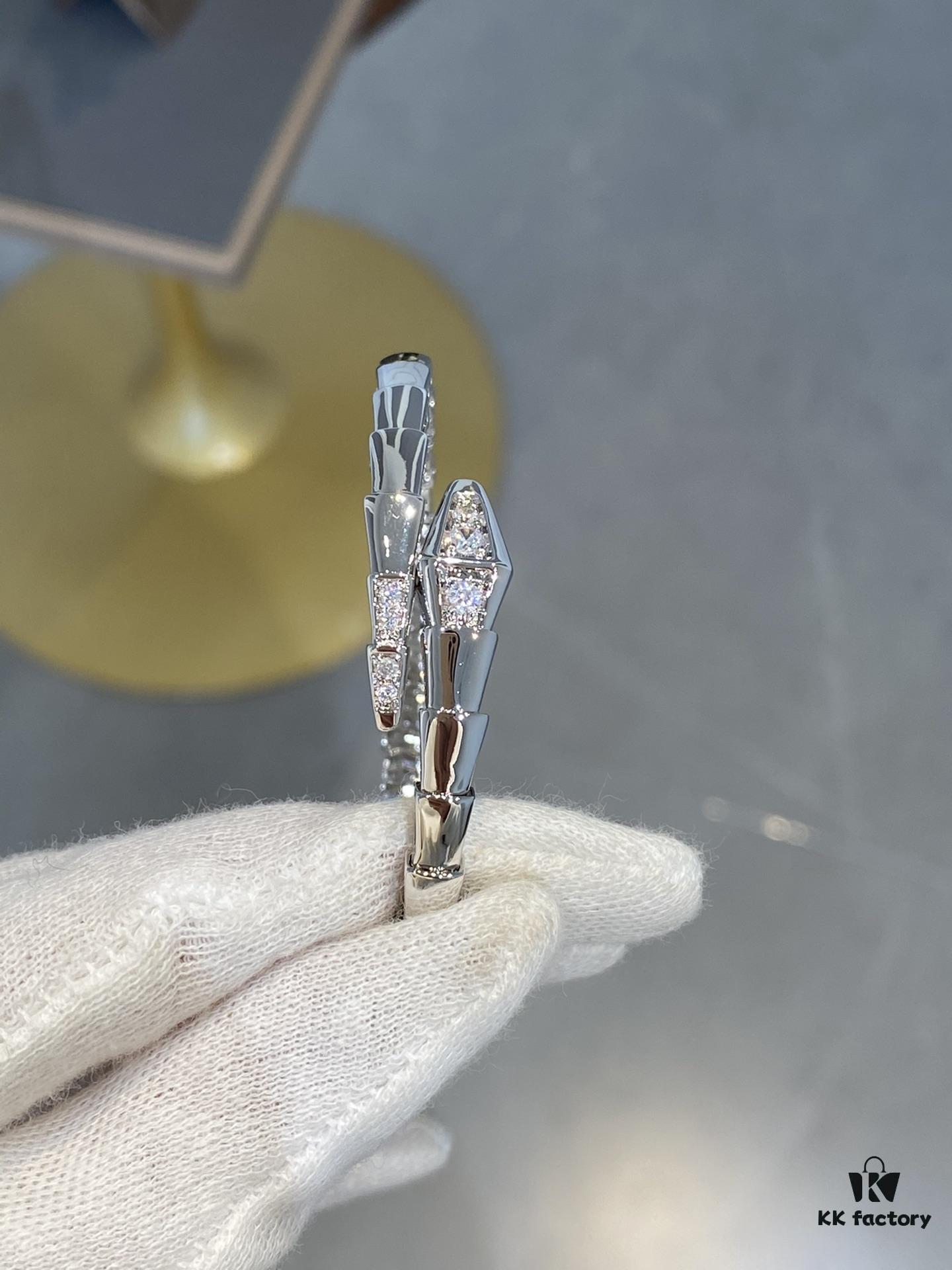 Bvlgari New Arrival Diamond-Set Serpenti Snake Bracelet