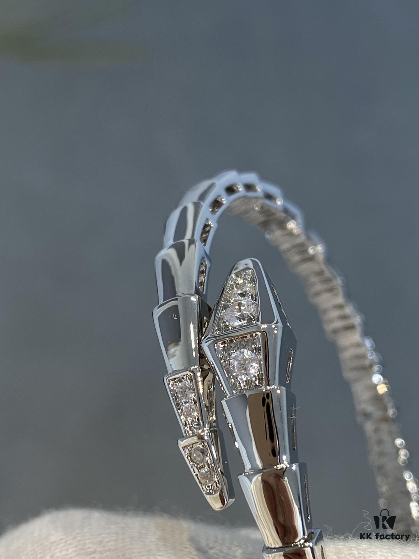 Bvlgari New Arrival Diamond-Set Serpenti Snake Bracelet