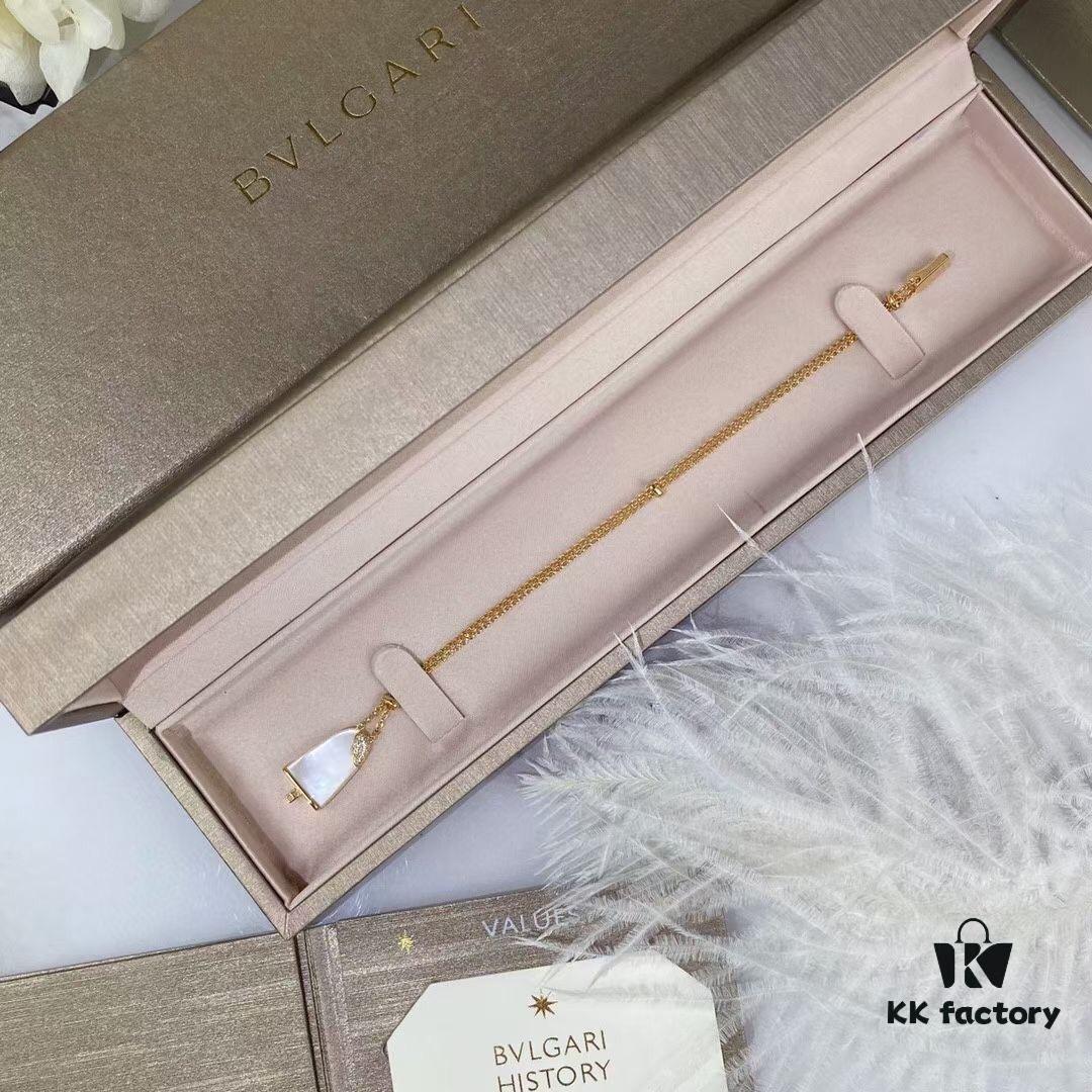 Upgraded New Version, Premium Craftsmanship 925 Sterling Silver White Mother of Pearl Natural Emerald 100% Real Product Photos 💘 Bestselling Hot Item 👍 Bvlgari Ice Cream Pop Bracelet 💎 💫💫💫 Exquisitely Detailed Craftsmanship, Luxurious and Elegant Design, Original Logo Reproduced 🍃 Extremely Comfortable to Wear