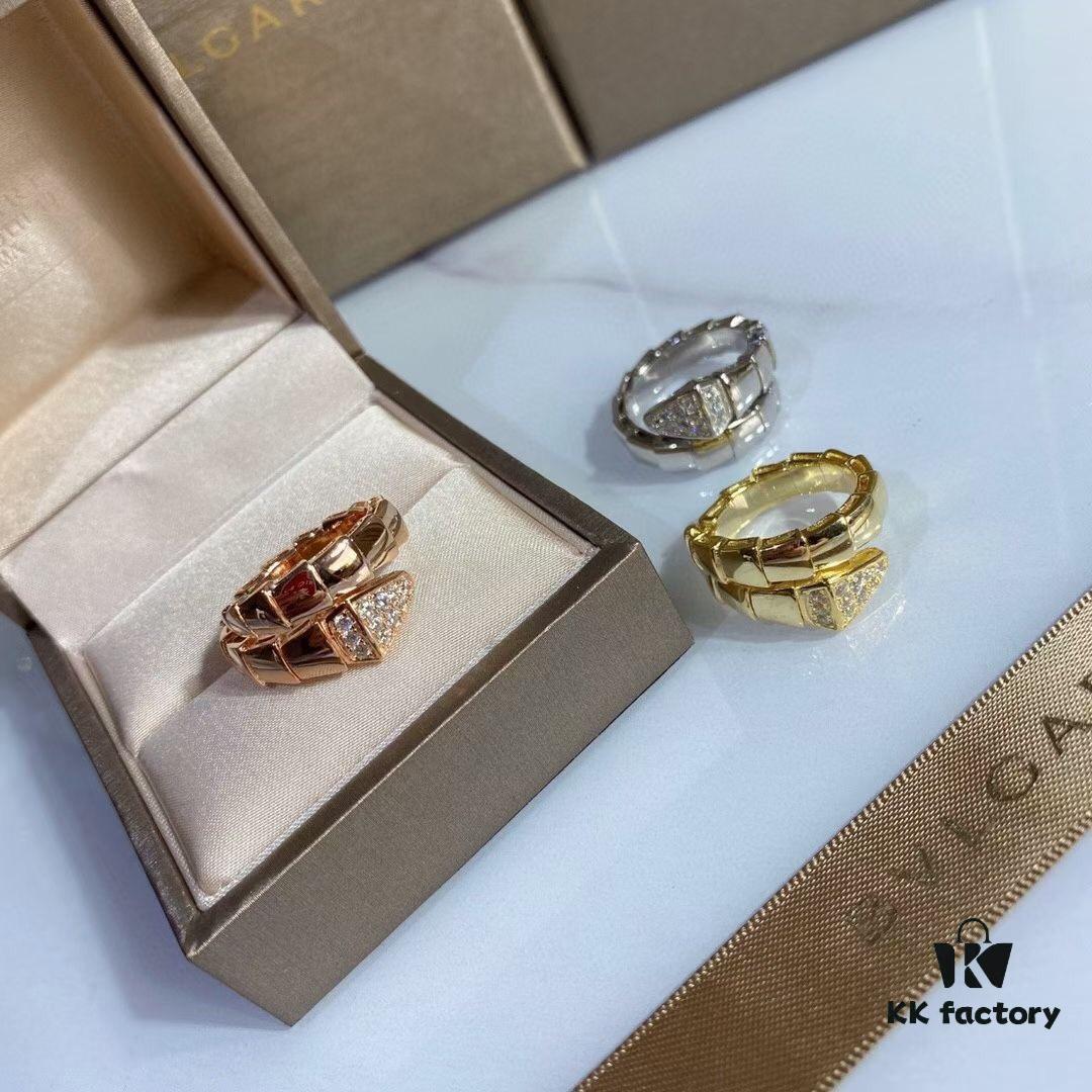 925 Bvlgari Single Circle Smooth Snake Ring with Diamond Head