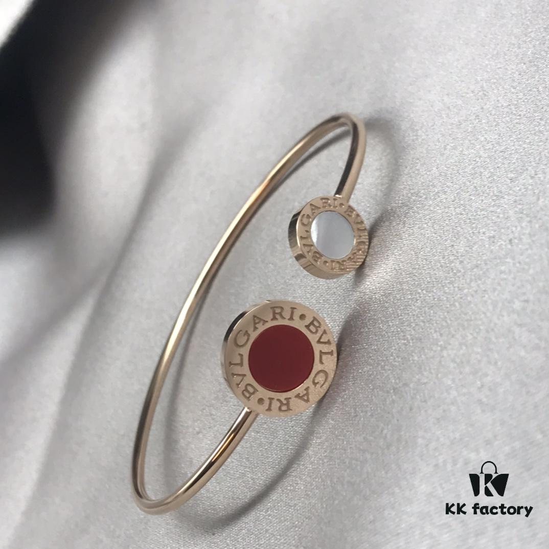 NEW Bvlgari-style Mother-of-Pearl Bracelet, High-End Custom Design, Solid 925 Sterling Silver with 18K Gold Plating