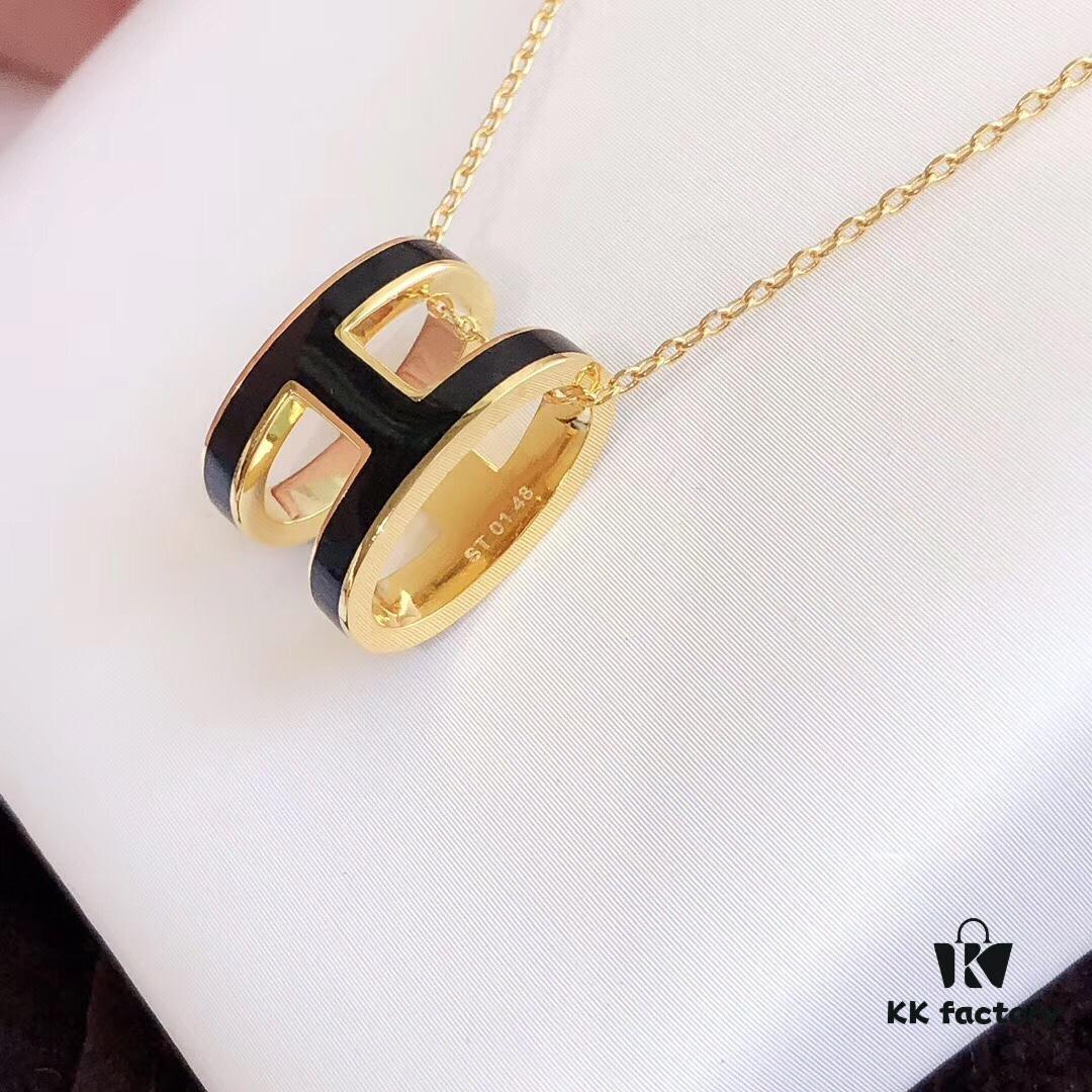 Hermès Enamel Curved H Necklace in Gold Tones