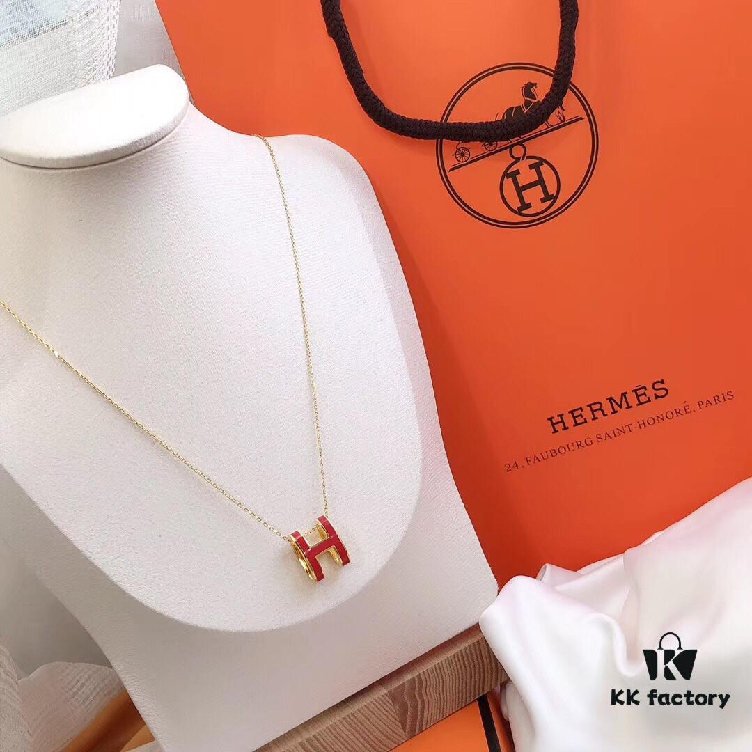 Hermès Enamel Curved H Necklace in Gold Tones
