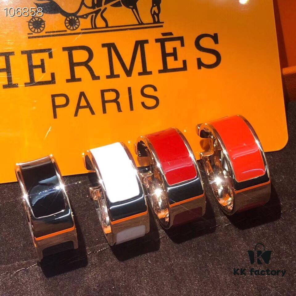 Hermès HEURE H 18K Gold Enamel Ring – Elegant, Romantic, and Artistic Luxury Fashion Statement with Classic H Logo and Enamel Craftsmanship
