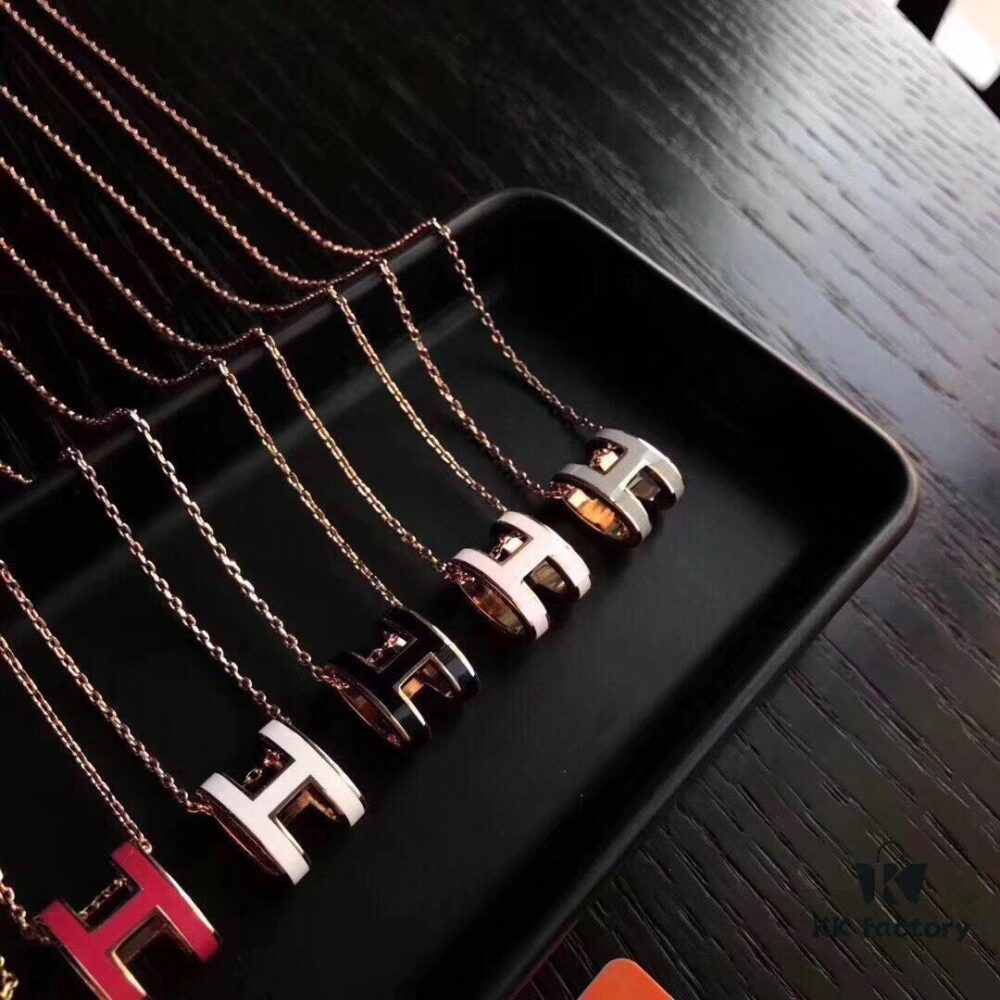 Hermès Enamel Curved H Necklace 2017 Version with Chain Design – Gold, Rose Gold, and White Gold Options