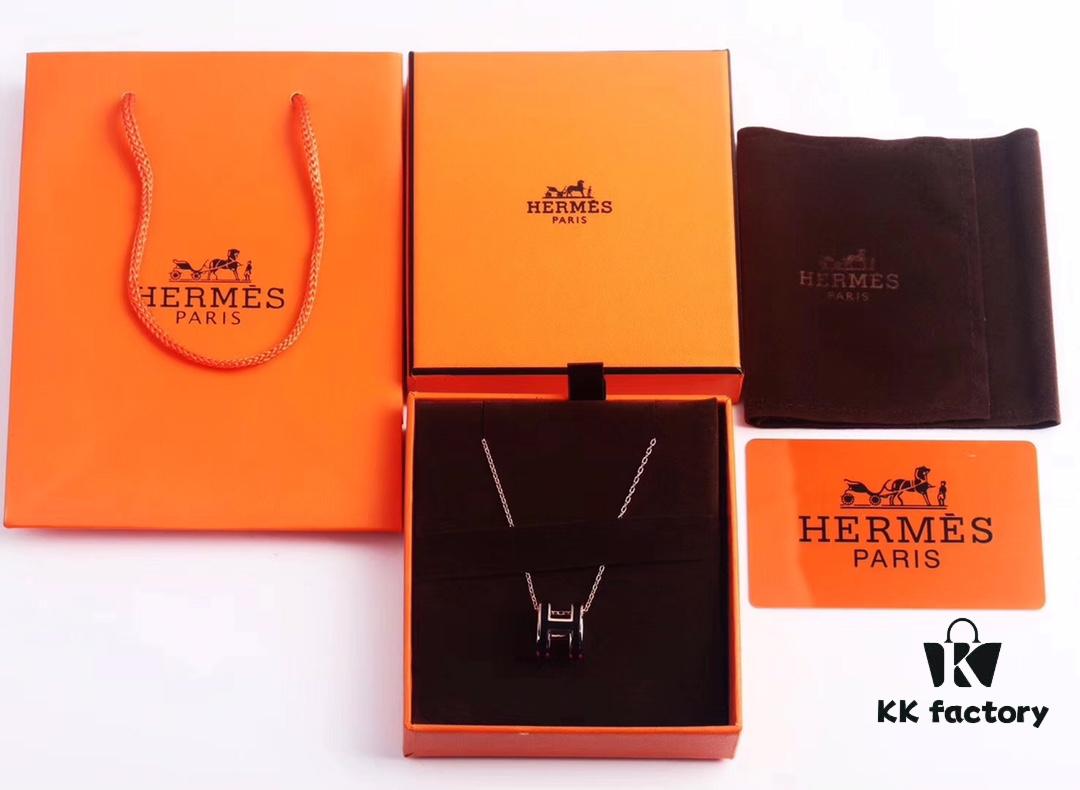 Hermès Enamel Curved H Necklace 2017 Version with Chain Design – Gold, Rose Gold, and White Gold Options