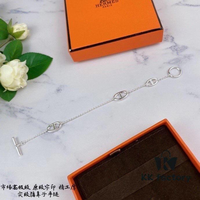 Unexpected Versatility, Unexpectedly Beautiful! Hermes Farandole 'Pig Nose' Bracelet – Worn Solo for Simple Elegance, Layered for Depth and Dimension