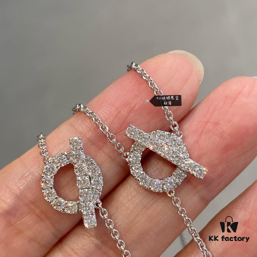 Hermes Finesse Series, Small Q, New Silver Color, Y-Necklace and Bracelet