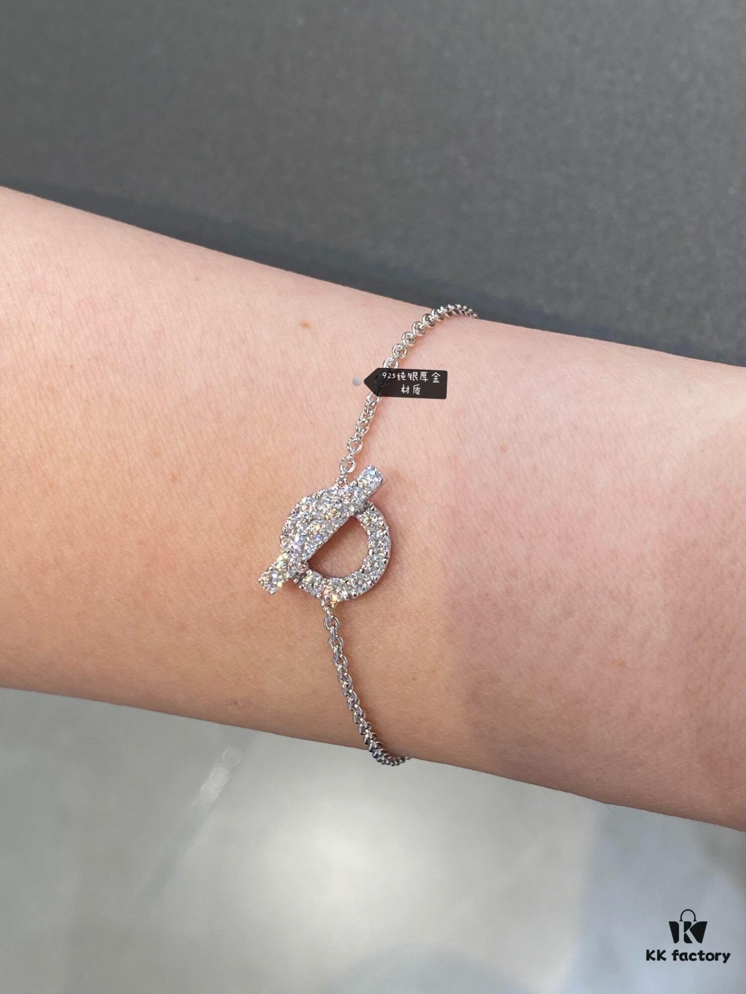 Hermes Finesse Series, Little Q, New Silver Color, Y-Shaped Necklace and Bracelet