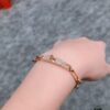 New Arrival Hermès Kelly Series Bracelet, Pure Silver with Thick Gold Plating, Standard 18K Rose Gold Tone, Lightweight and Elegant Design, Iconic Kelly Lock Closure, A Must-Have Accessory for Stylish Women