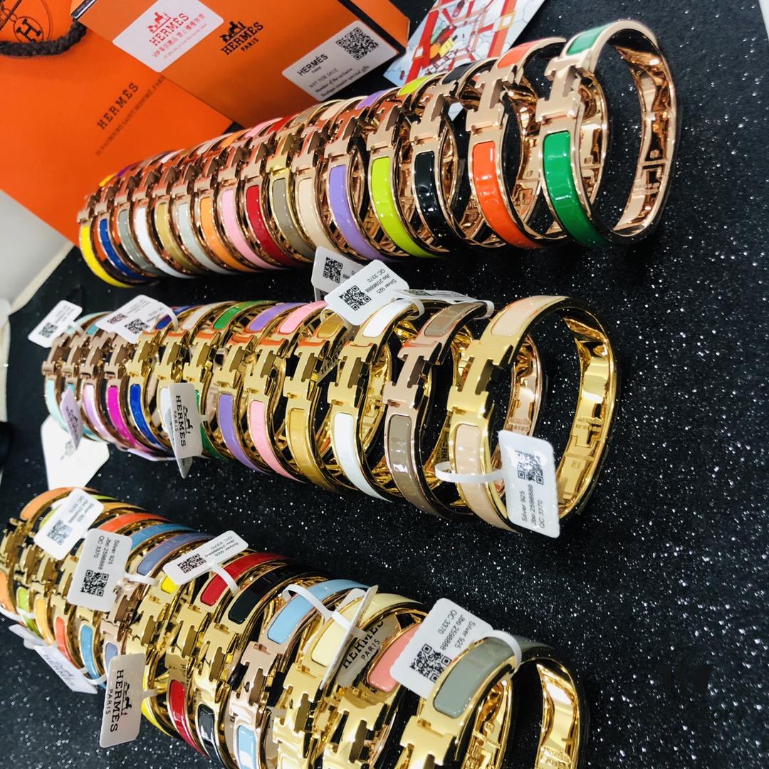 Hermès High-Replica Enamel 'Clic H' Bracelet in Rose Gold – Complete Set with Stickers, Tags, and Receipts – Classic Couple's Design, Sizes 17 & 19