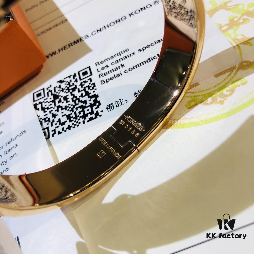 Hermes 1:1 Replica Sticker, Label, Receipt Set 🛍️ Rose Gold Purchased Version 😎 Available in Stock Hermes CLIC Enamel H Bracelet - Perfect for Couples, Unisex Fit (Size 17 for Women, Size 19 for Men)