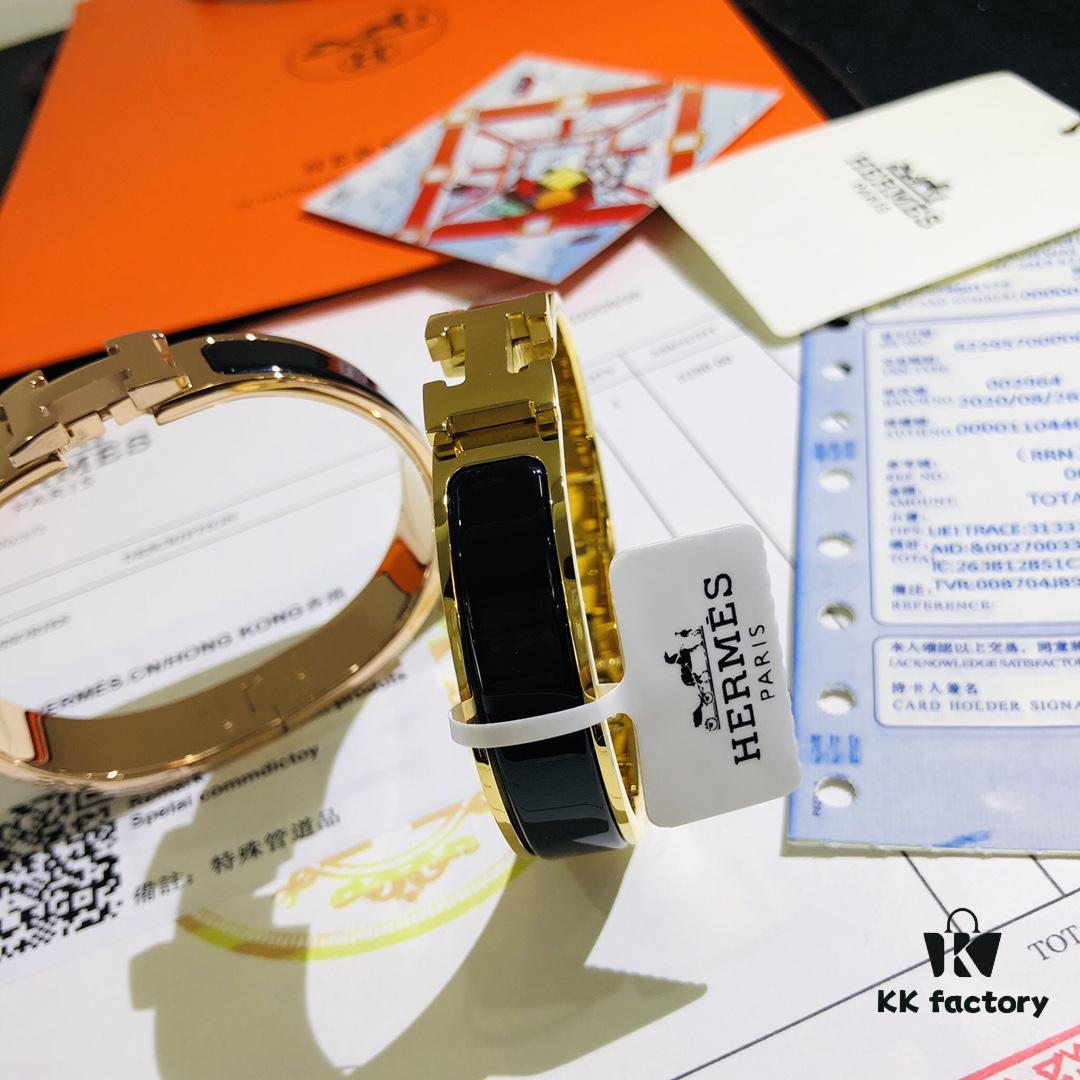 Hermes High-Replica Enamel Clic H Bracelet in Rose Gold – Full Set with Stickers, Tags, and Receipts
