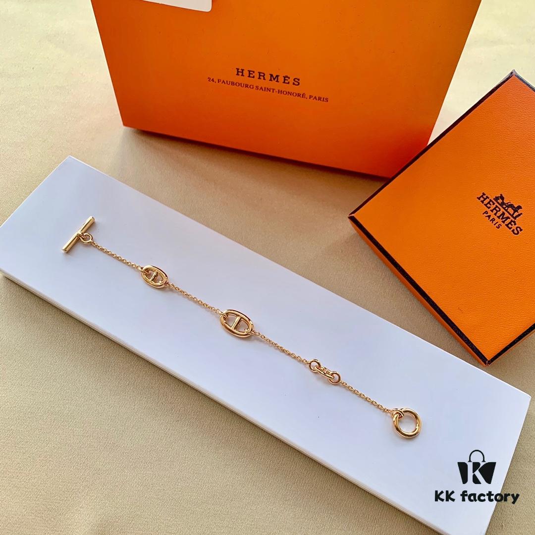 Hermes H Pig Nose Bracelet, Latest Jewelry Collection from Boutique! A Perfect Classic Icon!