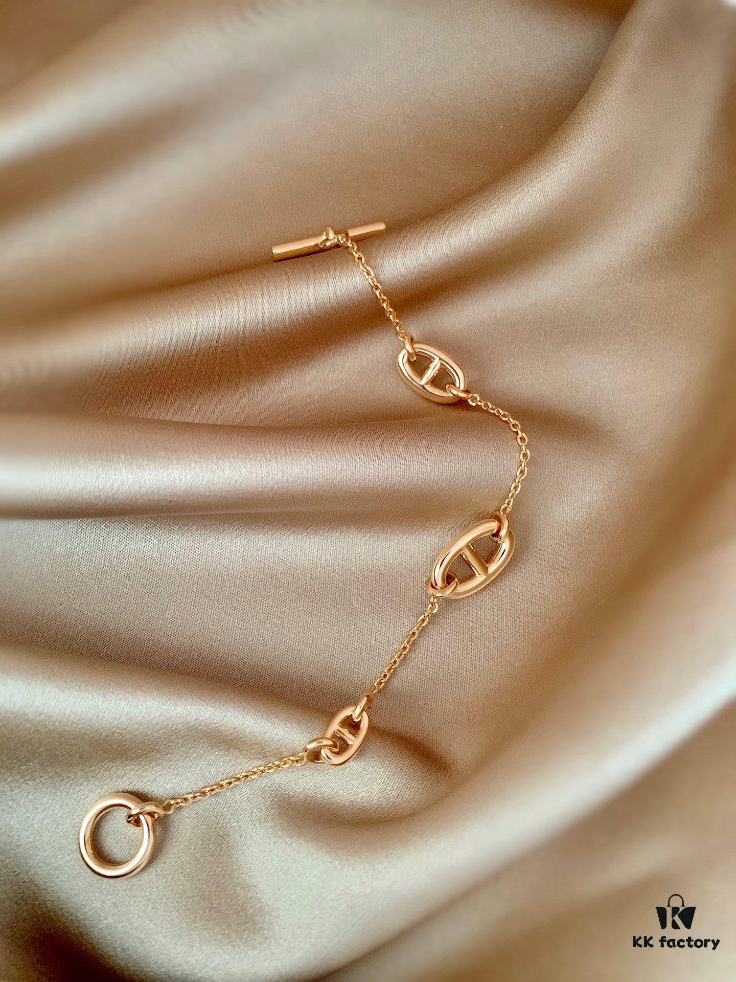 Hermes H Pig Nose Bracelet, Latest Jewelry Collection from Boutique! A Perfect Classic Icon!