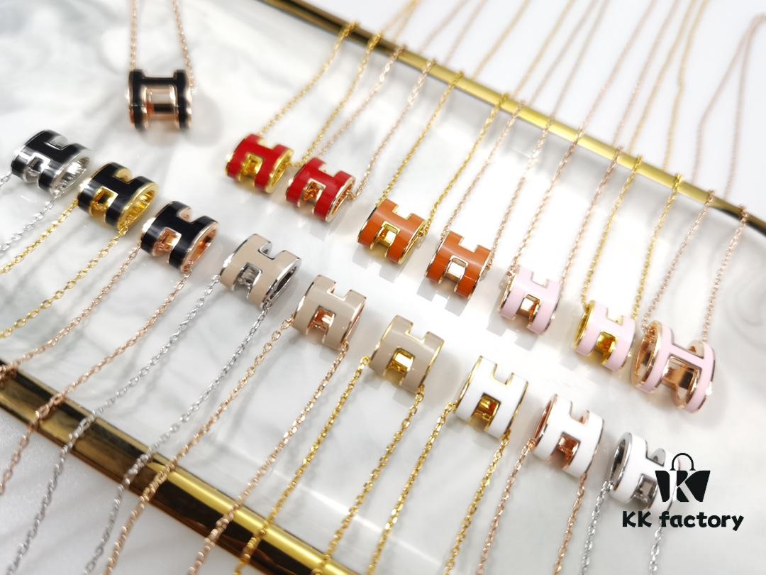 Mini POP Hermès H Enamel Pendant Necklace