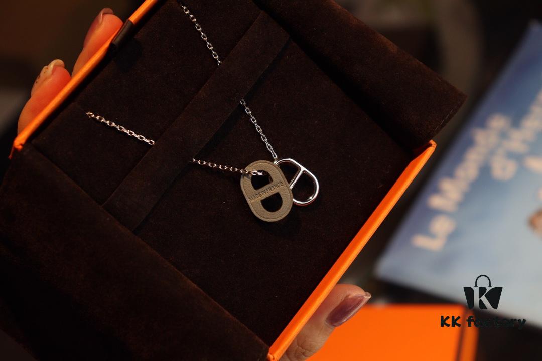 Affordable Hermès-style Pig Nose Necklace by o'mai|lon