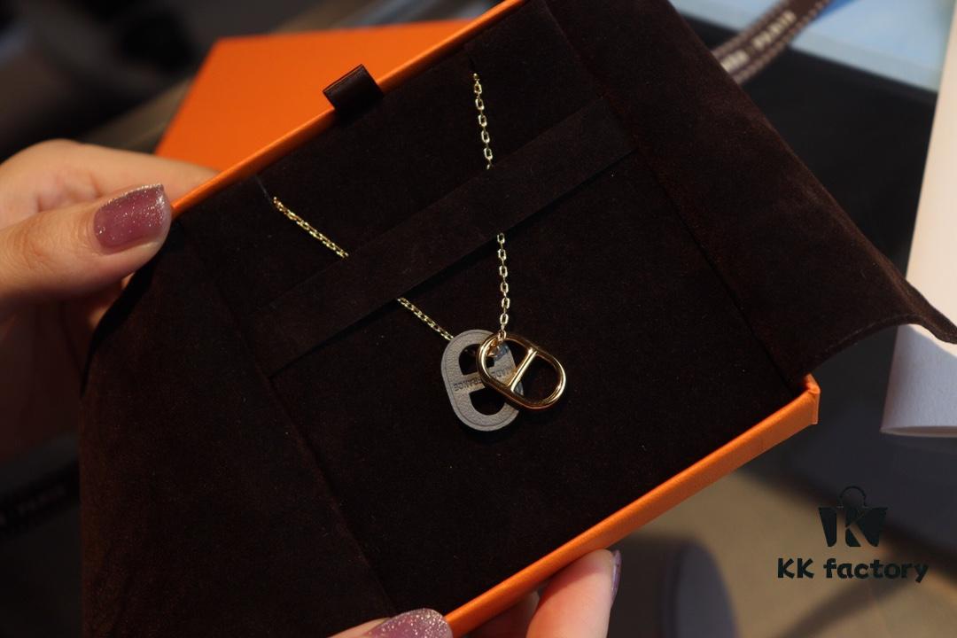 Affordable Hermès-style Pig Nose Necklace by O'mai|lon