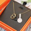 Heritage Edition. Fashionable and Trendy Top Designer Brand Hermes Lock Necklace Genuine Leather Craft with Gold-Plated Material