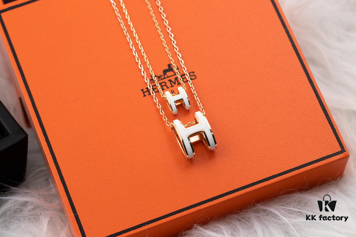 Mini POP Hermès H Pendant Necklace