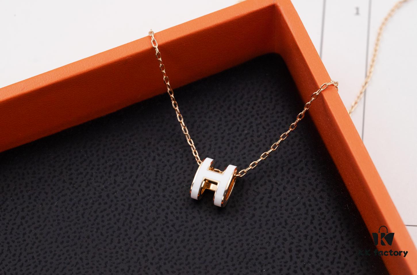 Mini POP Hermès H Pendant Necklace