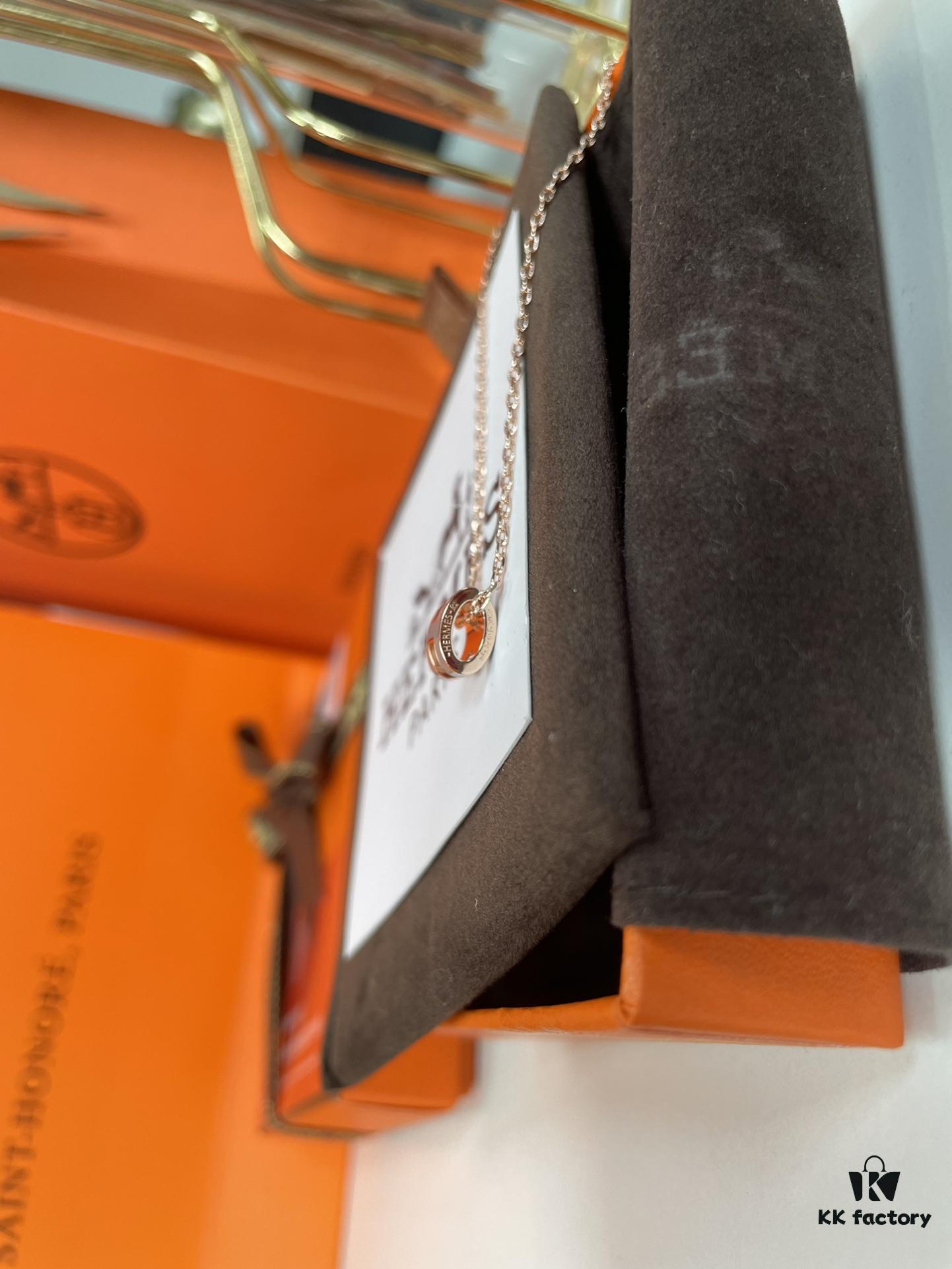 Hermes Overseas Points Member Gift | Pop H Collection ✨ Rose Gold Elephant Grey [Mini Size] | Classic H Lock, Timeless Design 🥰 | Clear Engraving on Bottom, Exquisite Craftsmanship | Includes Identity Strap, Points Card, Label, and Full Packaging