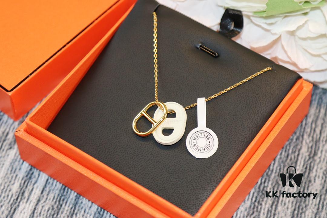 Heritage Edition. Fashionable and Trendy Top Designer Brand Hermes Lock Necklace Genuine Leather Craft with Gold-Plated Material