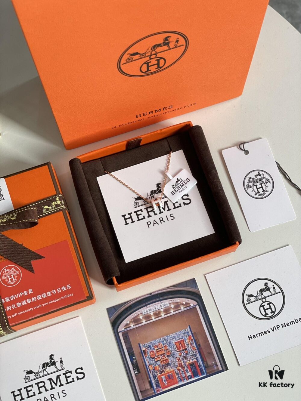 Hermes Overseas Points Member Gift | Pop H Collection ✨ Rose Gold Malted Milk White [Mini Size] Classic H Closure, Timeless Design 🥰 Clear Engraving at Bottom, Exquisite Craftsmanship, Complete Set with Identity Strap, Points Card, Tags, and Full Packaging