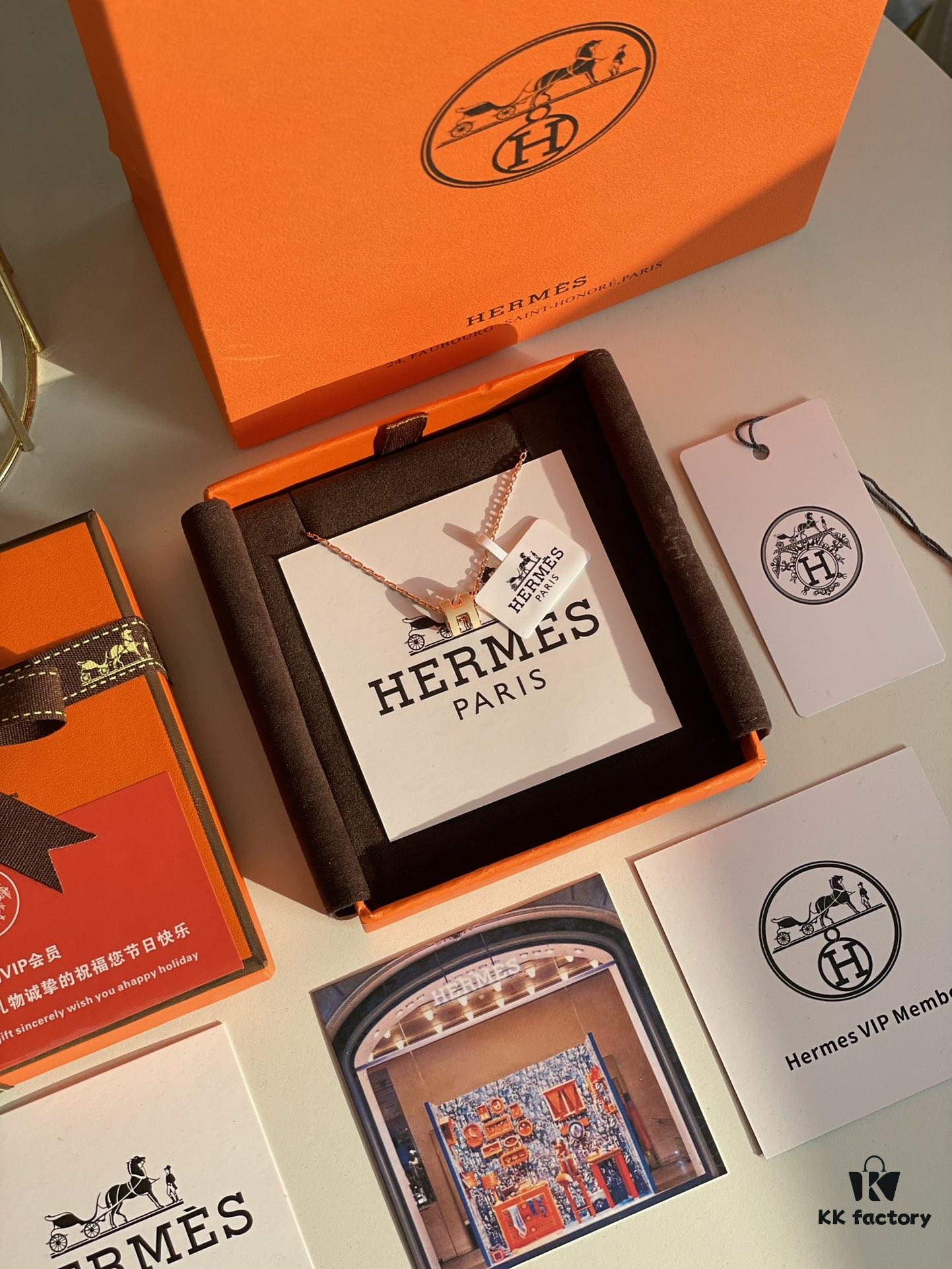 Hermes Overseas Points Member Gift Hermes | Pop H Series✨ Rose Gold Milk Tea Color [Mini Size] Classic H Closure Timeless Design