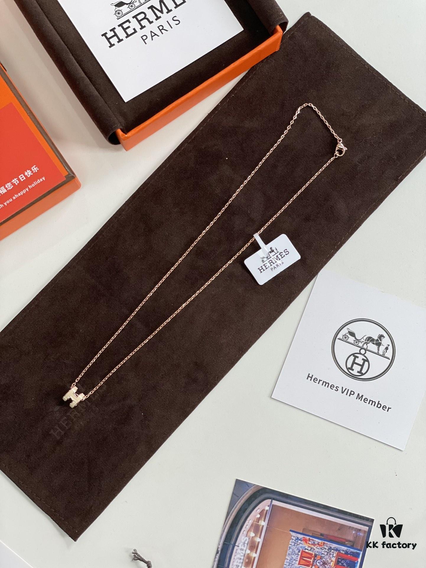 Hermes Overseas Points Member Gift Hermes | Pop H Series✨ Rose Gold Milk Tea Color [Mini Size] Classic H Closure Timeless Design