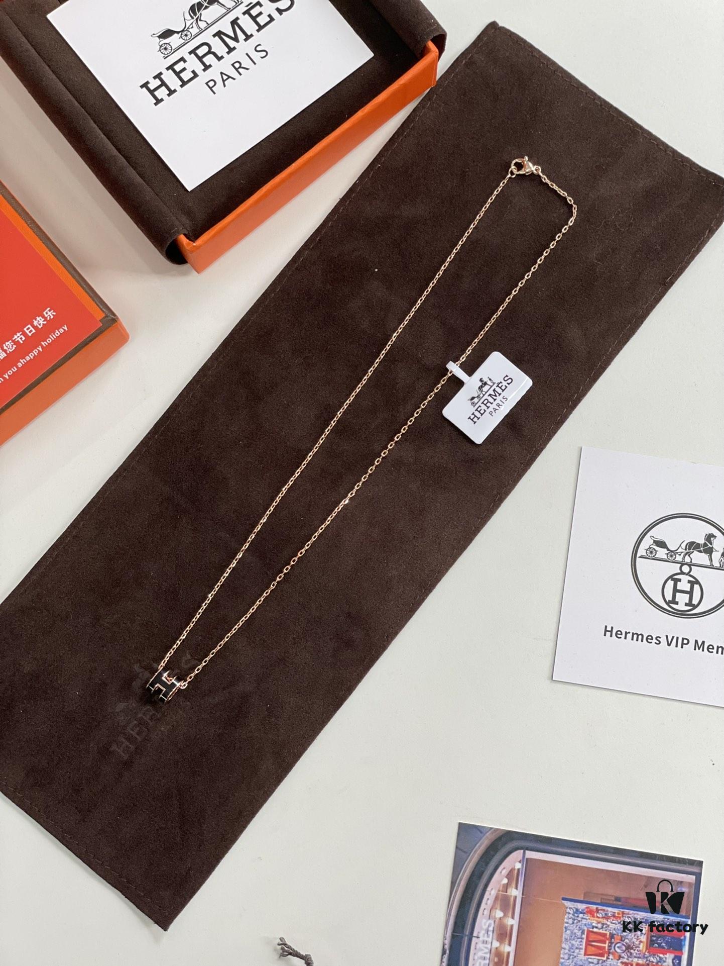 Hermes Overseas Points Member Gift | Pop H Collection ✨ Rose Gold with Black Linlang Mini Size | Classic H Buckle, Timeless Design 🥰 Clear Engraving at Bottom, Linlang Craftsmanship | Includes Identity Strap, Points Card, Labels, Full Packaging