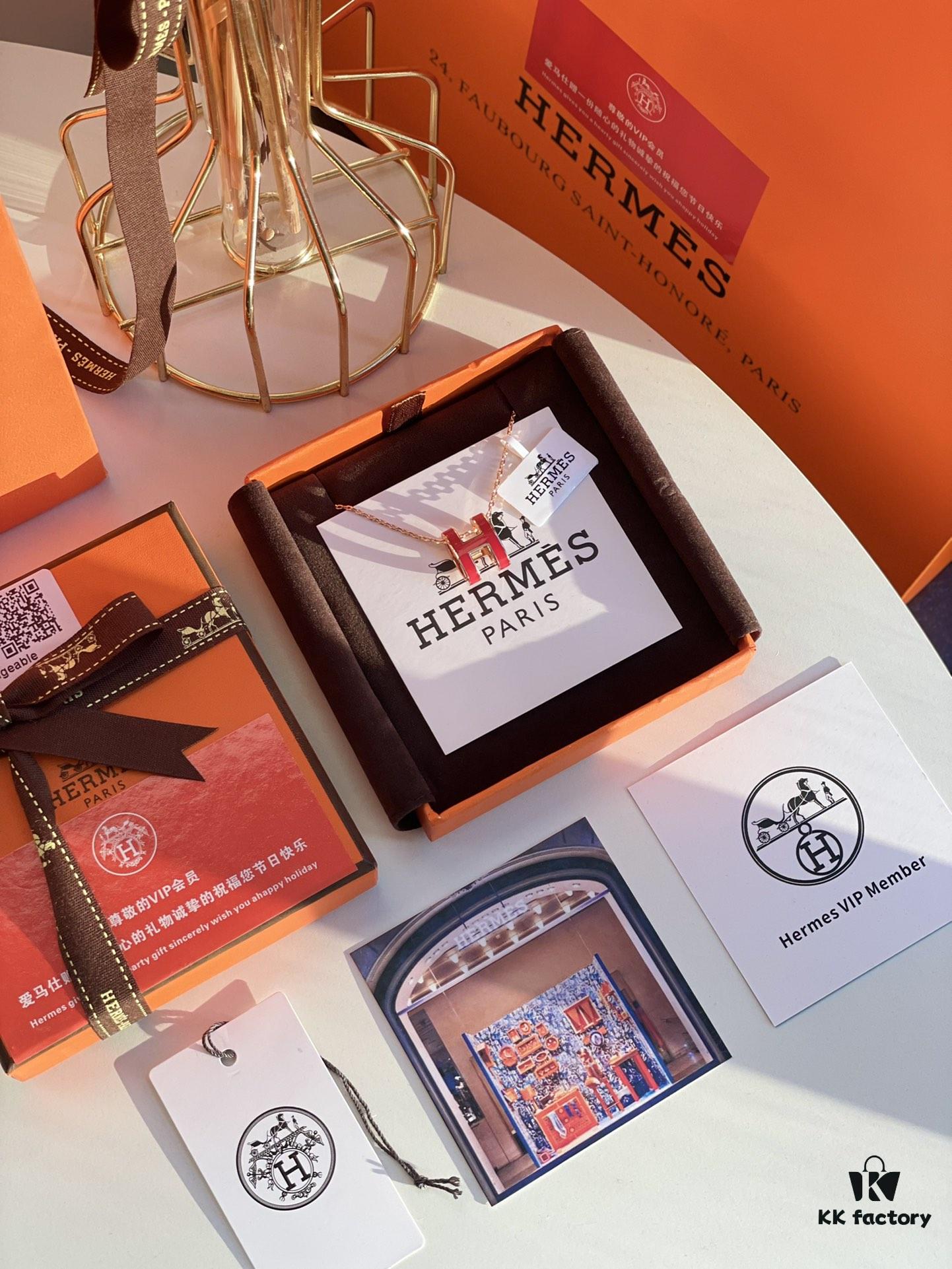 Hermes Overseas Points Member Gift HERMES | Pop H Collection ✨ Classic H Buckle, Timeless Design 🥰 Clear Engraving at Bottom, Rose Gold with Festive Red Color, Identity Strap, Points Card, Tags, Full Packaging