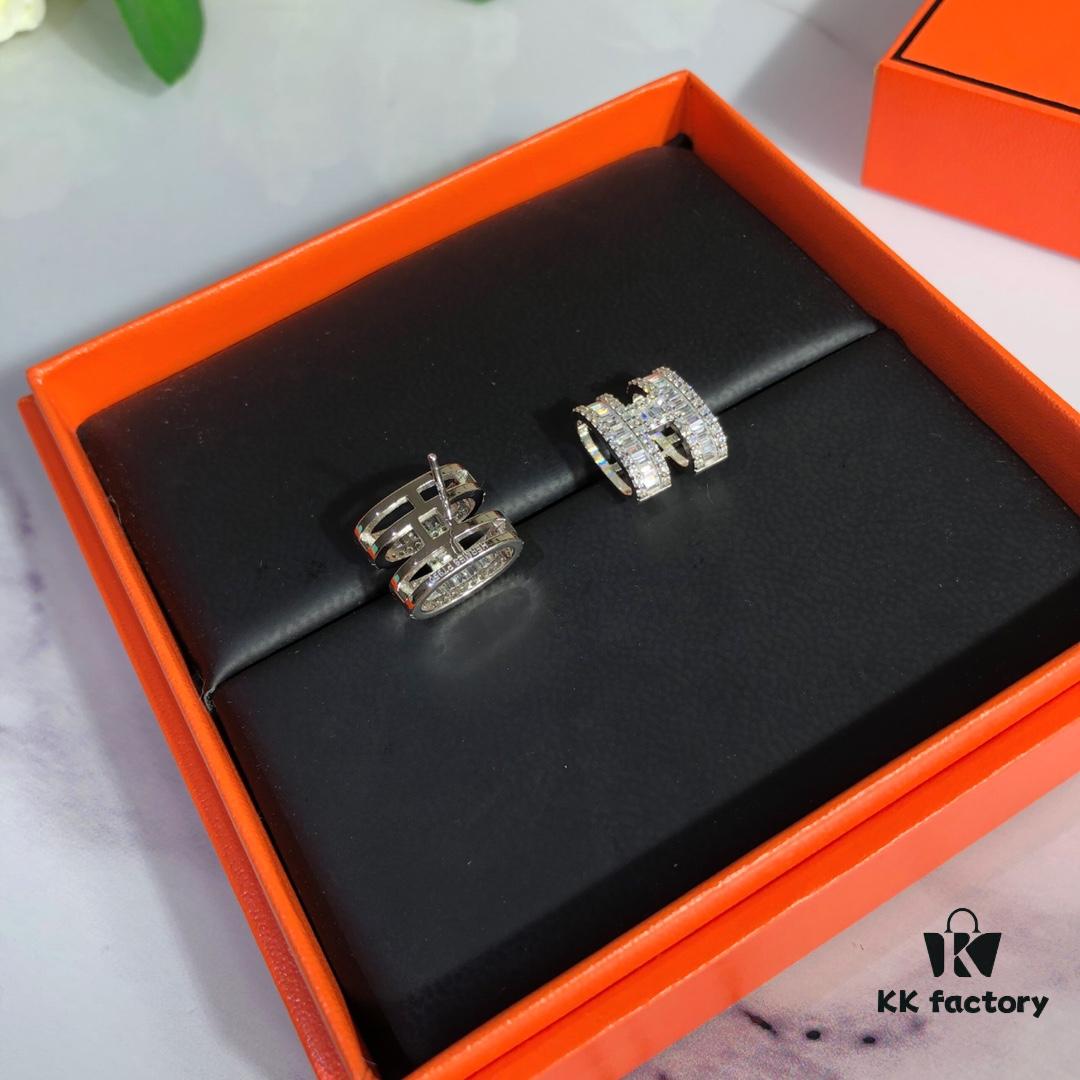 New Premium Craftsmanship Hermes Full Diamond H Stud Earrings, High-Carbon Diamonds, 925 Sterling Silver Gold Plated with K-Gold Finish