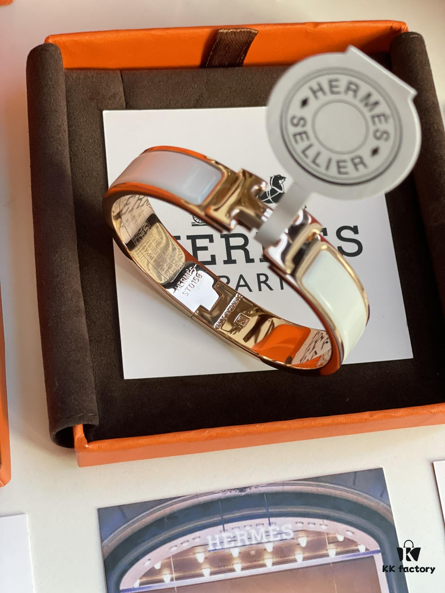 Hermes Overseas Member Points Gift | Pop H Collection ✨ Rose Gold Malted Milk White [Bracelet] Classic H Closure, Timeless Design 🥰 Clear Engraving at Base, Exquisite Craftsmanship Complete Set Packaging with Identity Tag, Points Card, and Labels