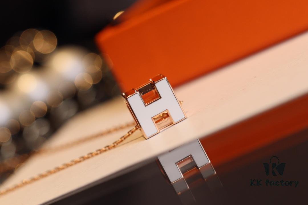 Authentic Hermes Shopaholic Series Necklace – Premium Perfect Version
