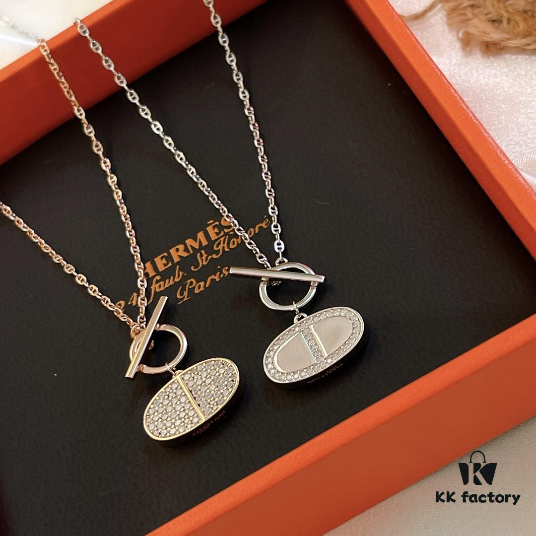 Hermès 2021 New Arrival Popular Double-Sided Pig Nose Necklace 🐽 Platinum and Rose Gold Plated Couple Pendant Chain