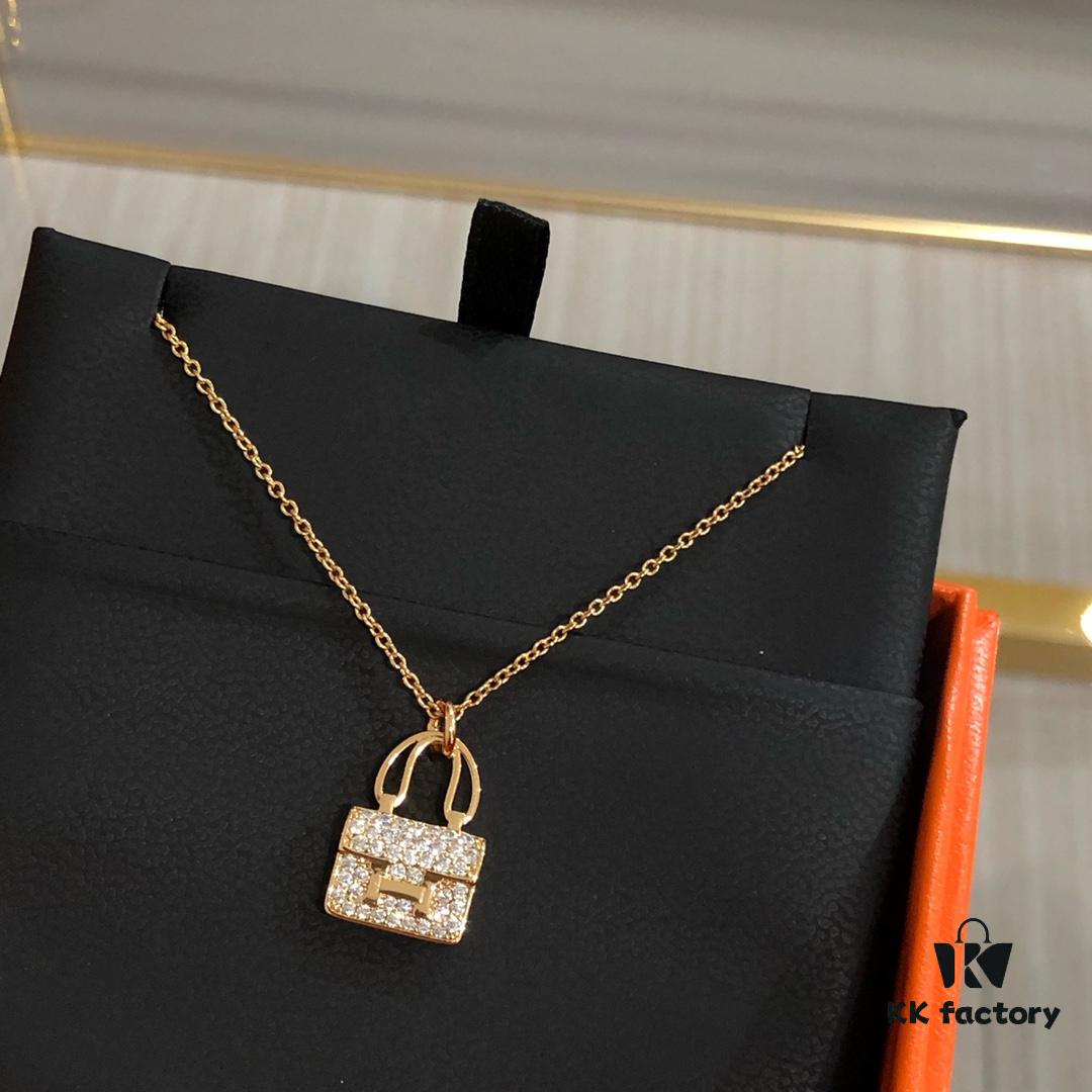 2021 Latest Version Hermes Kelly Chain Necklace, Z-Premium Custom Grade with 0.5 Micron Thick Gold Plating, Perfectly Polished 360-Degree Finish, Authentic Engraving, Miniature Design for Ultimate Elegance