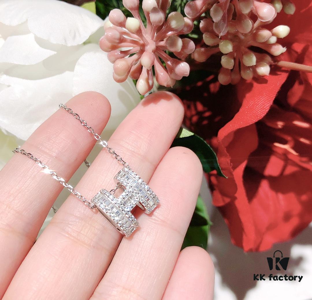 Top-tier Hermes-inspired Diamond-Paved 'H' Necklace, 925 Sterling Silver with Precision CNC Craftsmanship and Exquisite Stone Inlay