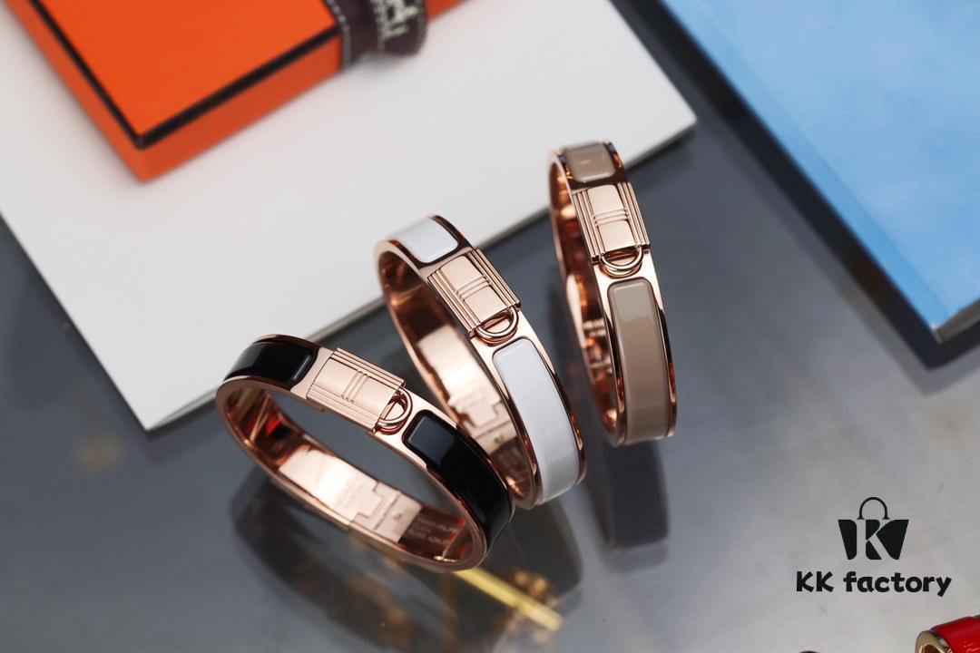 New Arrival Hermès-Inspired Enamel H Bracelet – Premium Craftsmanship with Authentic Details